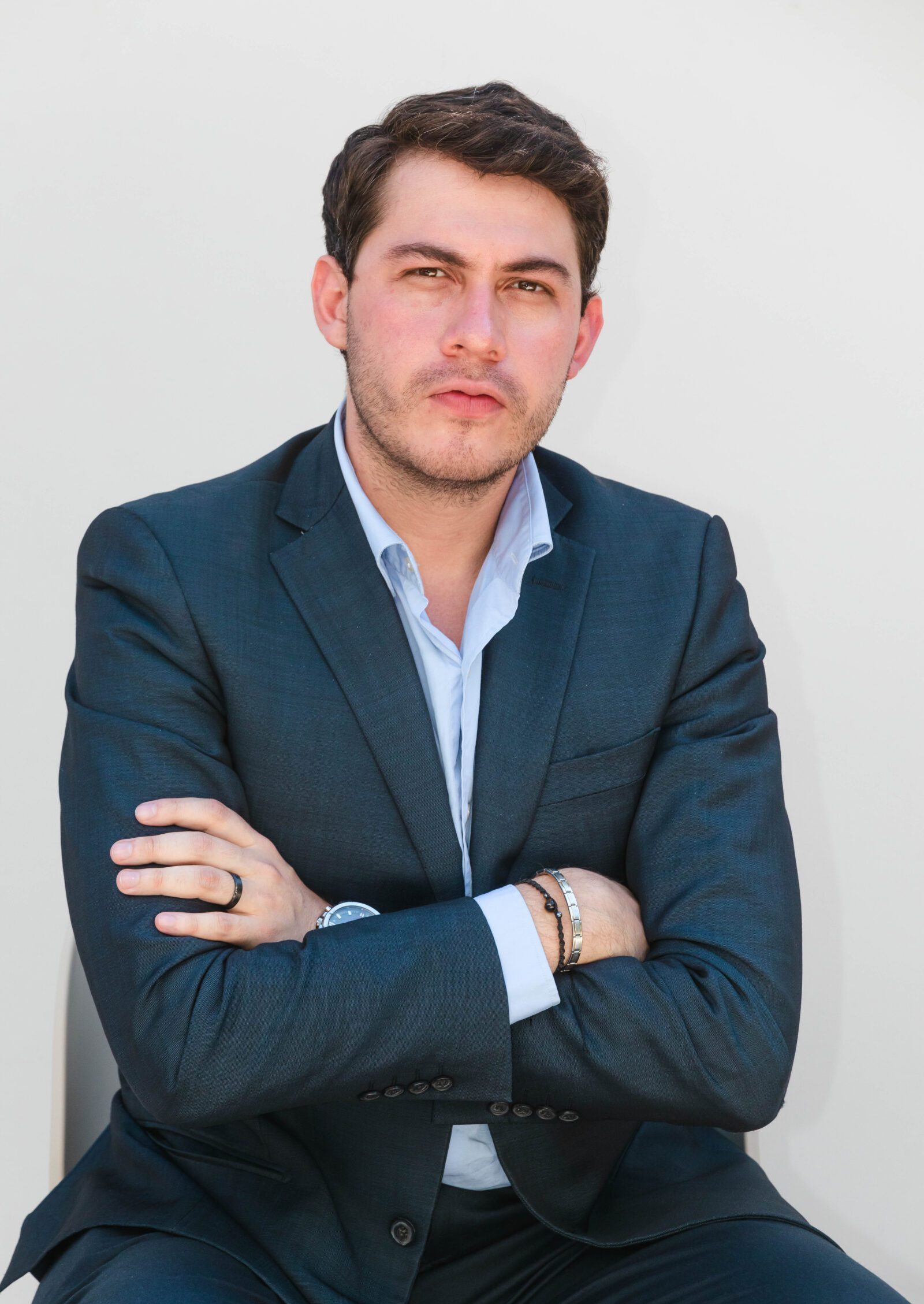 Saulo Linares headshot